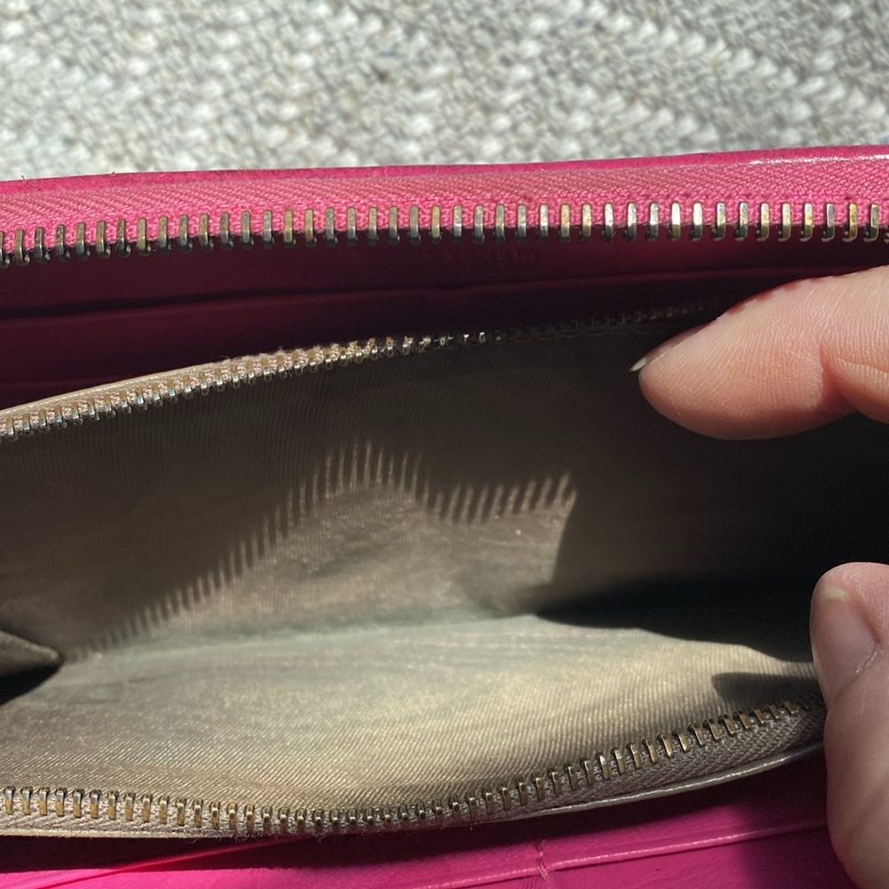 Bottega Veneta  zip around wallet - pink - Picture 9 of 16